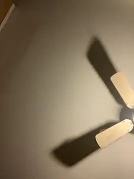 Snapshot of CarmeloA chatting on 8, 11, 2025 CarmeloA online show from 8, 11, 2025