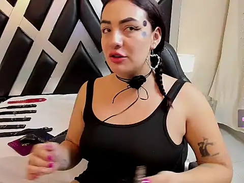 Snapshot of Aghata_gate chatting on 17, 11, 2025 Aghata gate online show from 17, 11, 2025