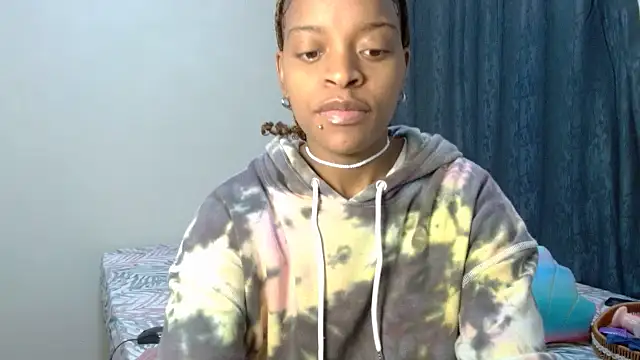 fifiqueen25 online show from 22, 3, 2026