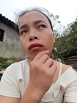 Nguyet2k4 online show from 24, 10, 2025