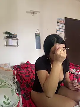 Lya Hall  online show from 25, 2, 2026