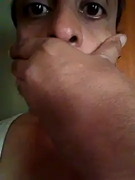 Snapshot of svk_05 chatting on 26, 10, 2025 svk 05 online show from 26, 10, 2025