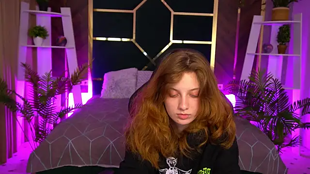 CuteeFoxy online show from 14, 11, 2025