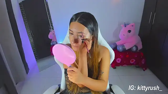 Snapshot of kittyrush_ chatting on 27, 2, 2026 kittyrush online show from 27, 2, 2026