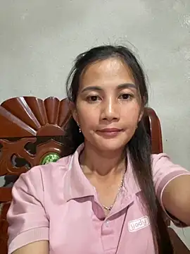 Snapshot of Miss-World00 chatting on 28, 10, 2025 Miss-World00 online show from 28, 10, 2025