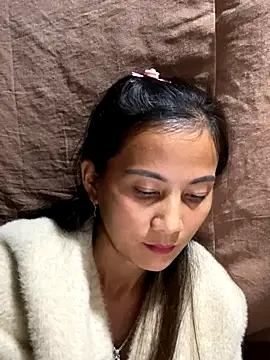 Snapshot of Miss-World00 chatting on 12, 11, 2025 Miss-World00 online show from 12, 11, 2025