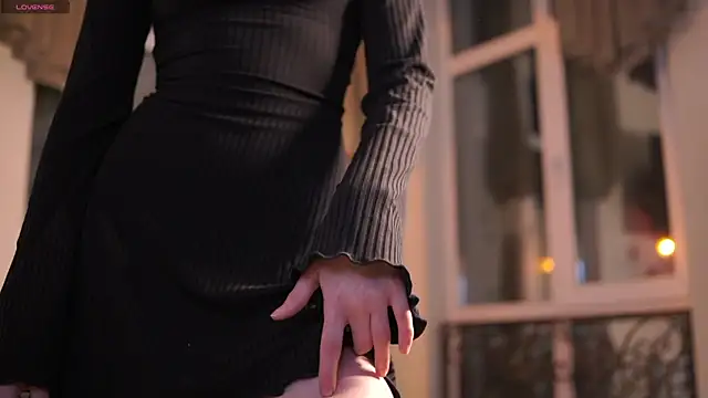 Erosyne online show from 9, 4, 2026