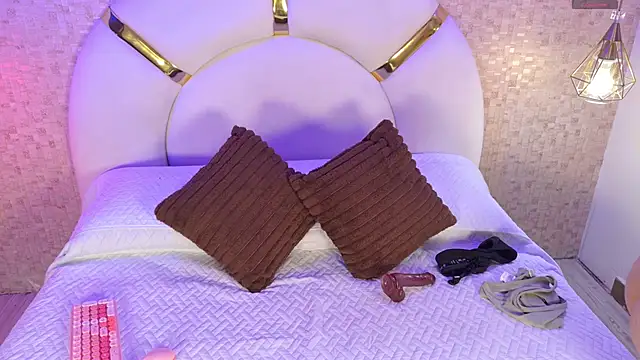 emmy rose25 online show from 24, 10, 2025