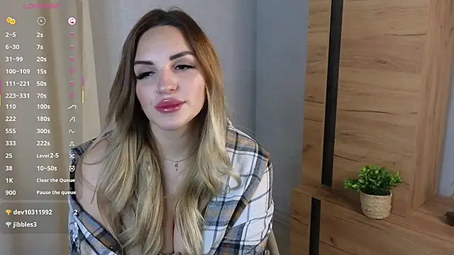 LustLagoon online show from 13, 11, 2025