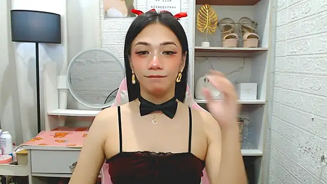 Snapshot of i_am_the_best_for_u chatting on 14, 10, 2025 i am the best for u online show from 14, 10, 2025