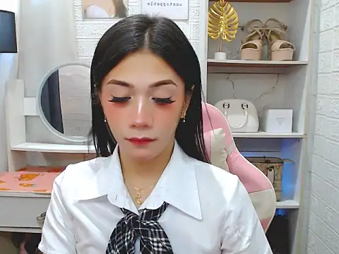 Snapshot of i_am_the_best_for_u chatting on 22, 10, 2025 i am the best for u online show from 22, 10, 2025