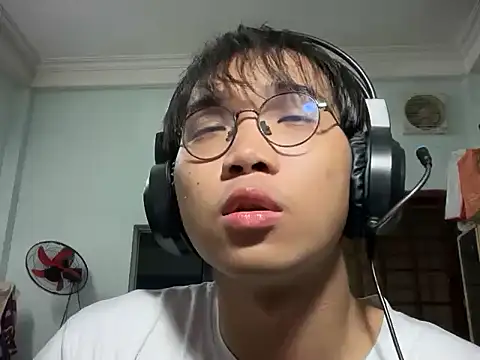 kave2033 online show from 27, 11, 2025