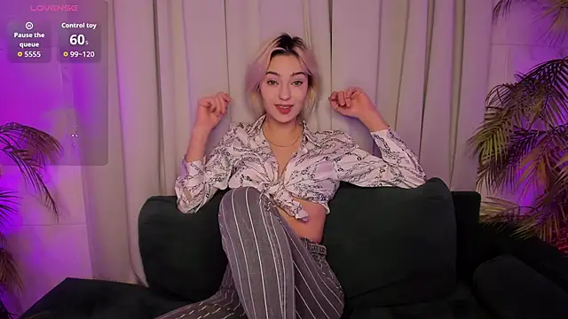 AlysiaSun  online show from 23, 11, 2025