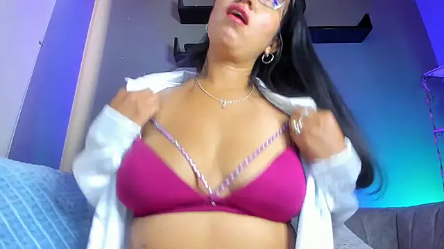 charlhot  online show from 23, 10, 2025