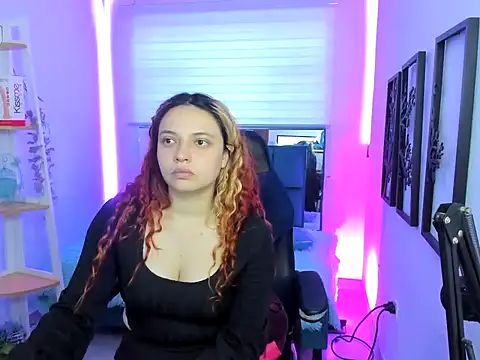 Nixy Fresa online show from 21, 10, 2025