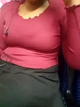 Snapshot of tamil-reena chatting on 19, 10, 2025 tamil-reena online show from 19, 10, 2025