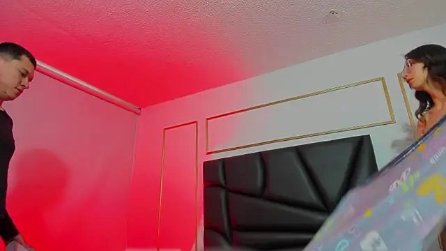 AnnieAndLeandro online show from 13, 1, 2026