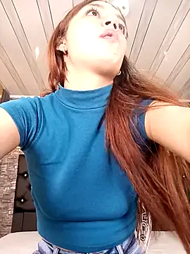 Arianaa Toro online show from 27, 10, 2025