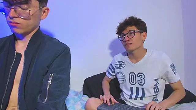 Snapshot of dani_angel_dark chatting on 3, 11, 2025 dani angel dark online show from 3, 11, 2025