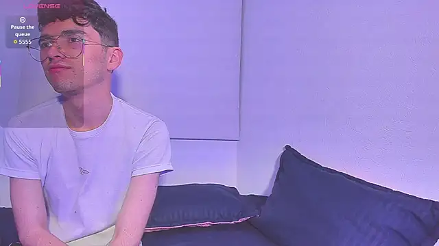 Snapshot of dani_angel_dark chatting on 24, 11, 2025 dani angel dark online show from 24, 11, 2025