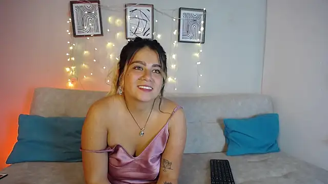 Sweet Bella Valery online show from 12, 4, 2026