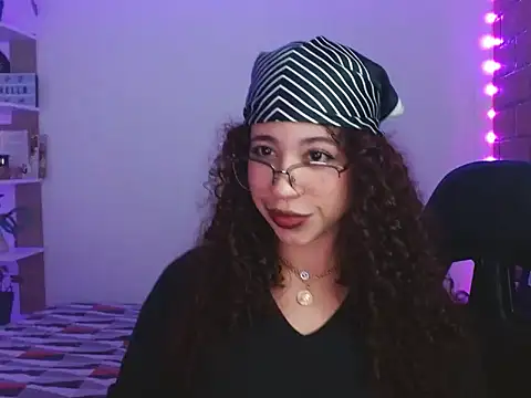 Medussa3033 online show from 23, 11, 2025