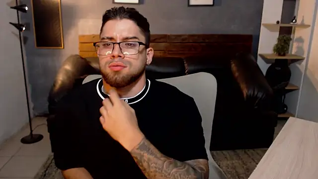 Mike montoya01 online show from 10, 7, 2026