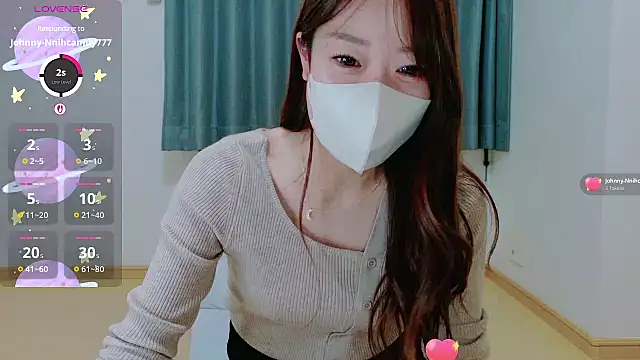 Snapshot of TSUKI_circle chatting on 24, 10, 2025 TSUKI circle online show from 24, 10, 2025
