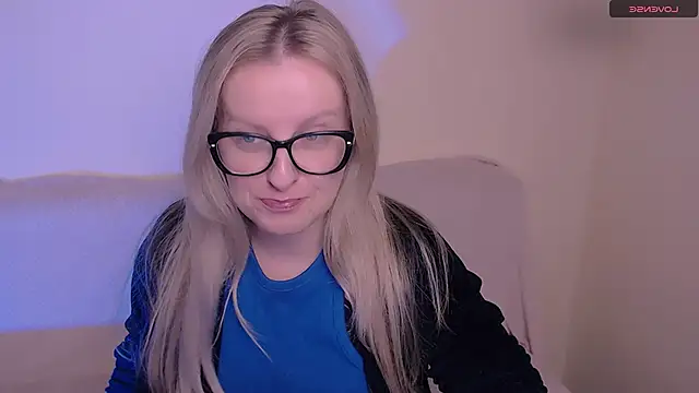 AllaLeomz online show from 26, 11, 2025