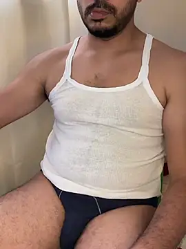 Handsome8677 online show from 12, 4, 2026