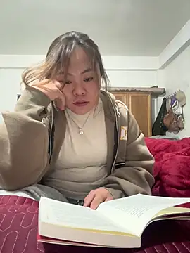 Snapshot of panda-bae chatting on 29, 11, 2025 panda-bae online show from 29, 11, 2025