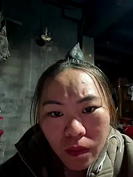 Snapshot of panda-bae chatting on 1, 12, 2025 panda-bae online show from 1, 12, 2025