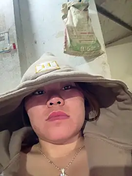 Snapshot of panda-bae chatting on 3, 12, 2025 panda-bae online show from 3, 12, 2025