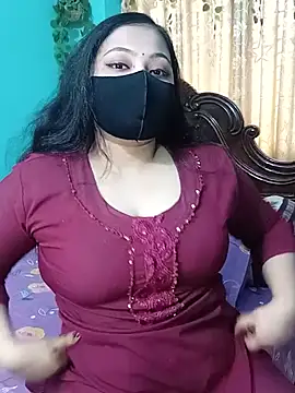Snapshot of Porimoni22 chatting on 4, 7, 2026 Porimoni22 online show from 4, 7, 2026