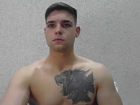 Snapshot of Zure-xxx chatting on 28, 4, 2026 Zure-xxx online show from 28, 4, 2026
