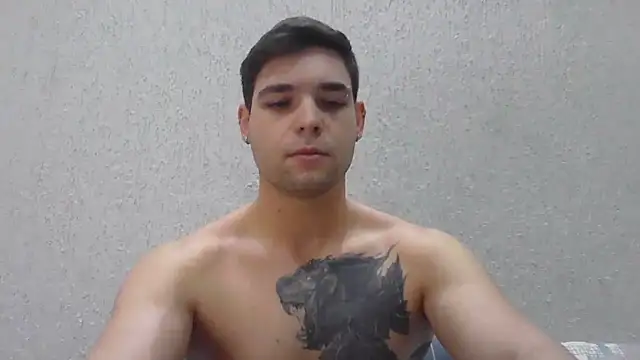 Snapshot of Zure-xxx chatting on 9, 6, 2026 Zure-xxx online show from 9, 6, 2026