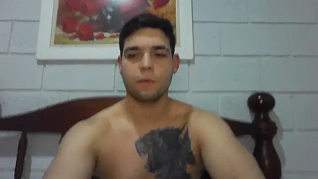 Snapshot of Zure-xxx chatting on 21, 7, 2026 Zure-xxx online show from 21, 7, 2026