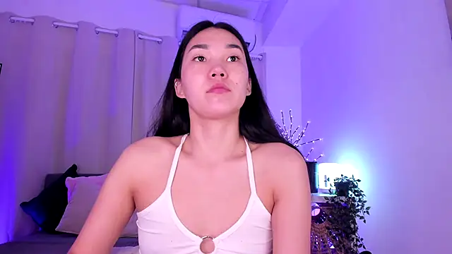 Snapshot of Divine_Madeleine chatting on 29, 6, 2026 Divine Madeleine online show from 29, 6, 2026