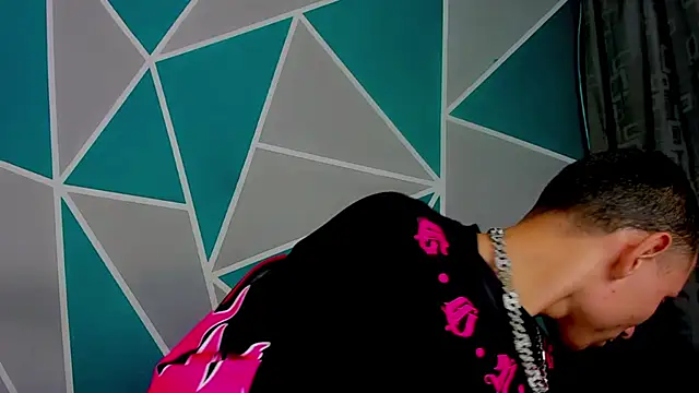 Snapshot of precioso97 chatting on 17, 10, 2025 precioso97 online show from 17, 10, 2025