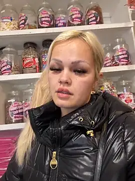 CherryXOX- online show from 20, 11, 2025