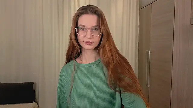 Snapshot of RachelColli chatting on 25, 11, 2025 RachelColli online show from 25, 11, 2025