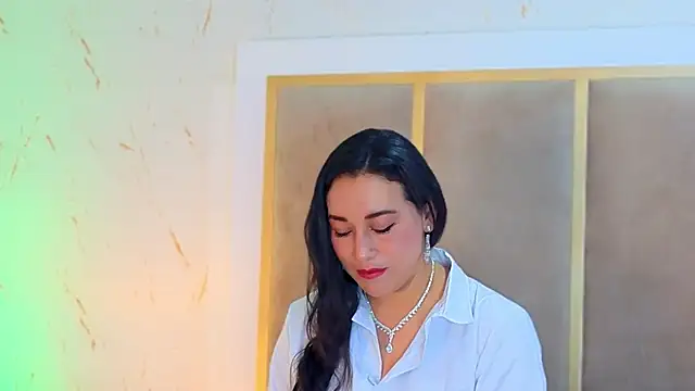 Elizabeth bennett 6 online show from 25, 10, 2025