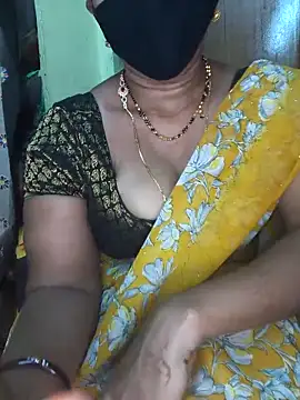 Snapshot of hot-telugu-queen chatting on 17, 10, 2025 hot-telugu-queen online show from 17, 10, 2025