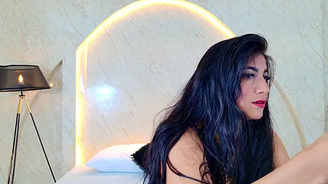 Snapshot of Antonella_Russo1 chatting on 11, 7, 2026 Antonella Russo1 online show from 11, 7, 2026