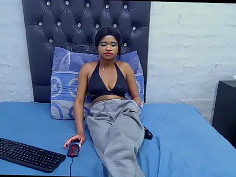 DaisyGirlxx online show from 3, 11, 2025