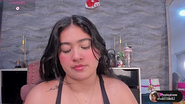 Snapshot of lilithst_ chatting on 8, 1, 2026 lilithst online show from 8, 1, 2026