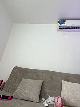 Julietalcl online show from 31, 10, 2025