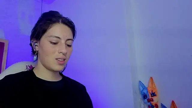 moon winy online show from 18, 2, 2026