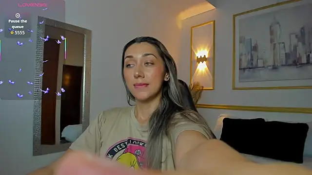 karlyy  online show from 5, 12, 2025