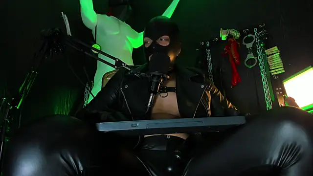 Master Connor BDSM online show from 22, 4, 2026